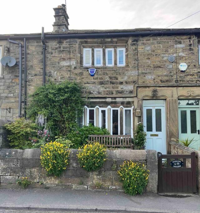 17Th Century Cottage With Hidden Garden Steeton Extérieur photo